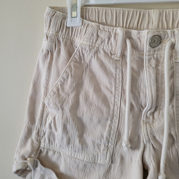 American Eagle Beige Stretch Denim Shorts - Picture 3 of 6